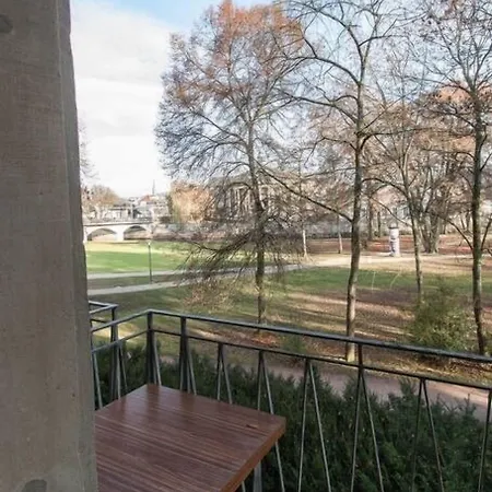 Park Апартаменты *